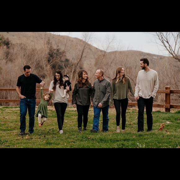 Meet your Posher, Kellie loves to create - Picture 2 of 2